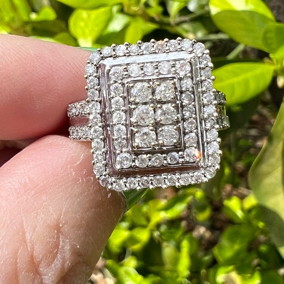 Jewelry - 10K WHITE GOLD PAVE DIAMOND LARGE RING ENGAGEMENT WEDDING ANNIVERSARY STATEMENT